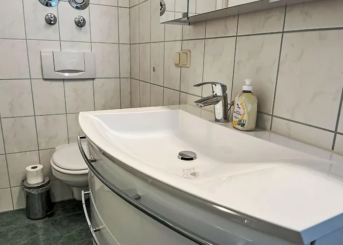 Hess By Interhome Козеров